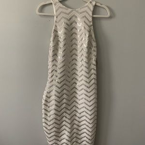 Sleeveless Sequined Party Dress